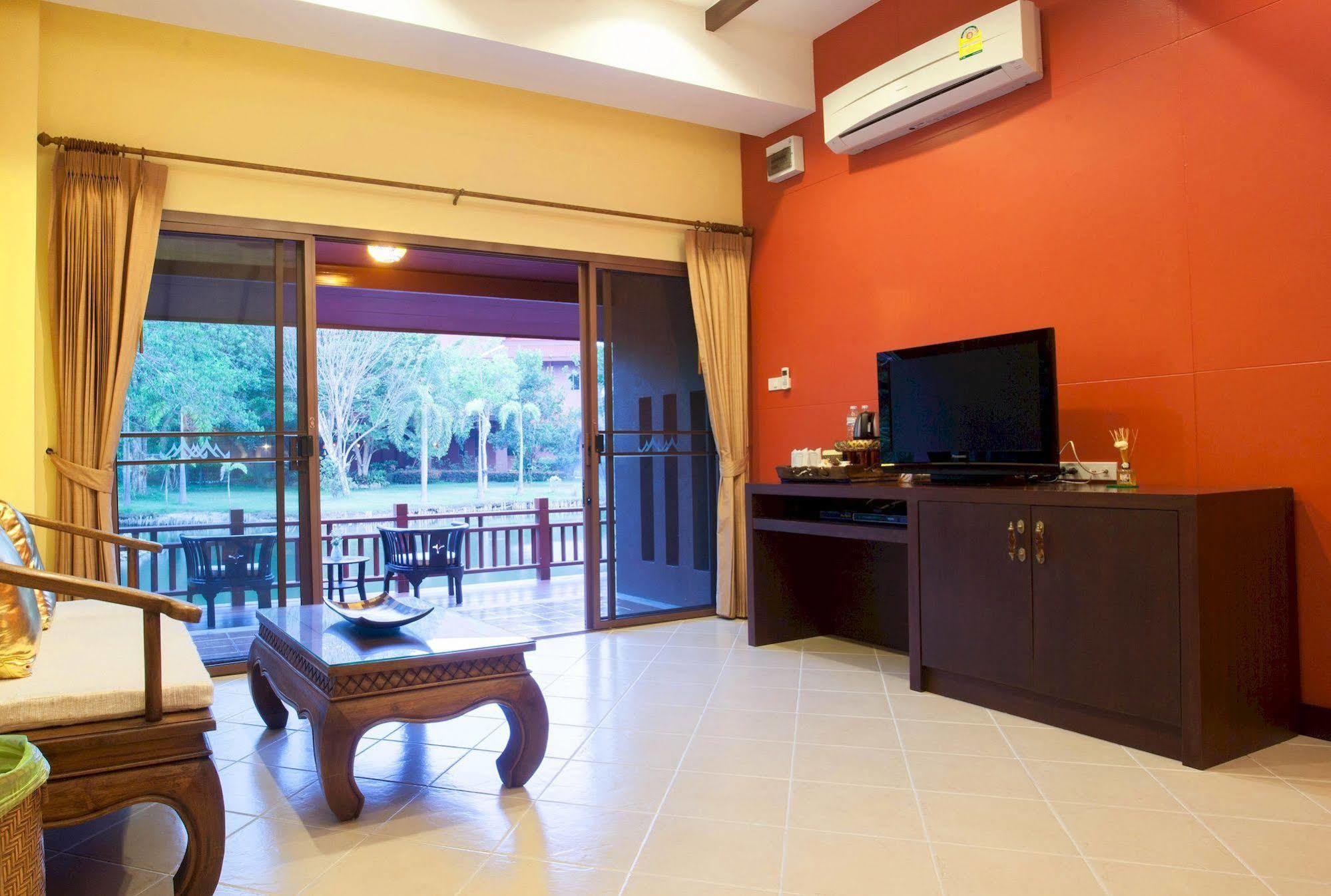 Baan Suchadaa Lampang Resort (Adults Only) Bagian luar foto